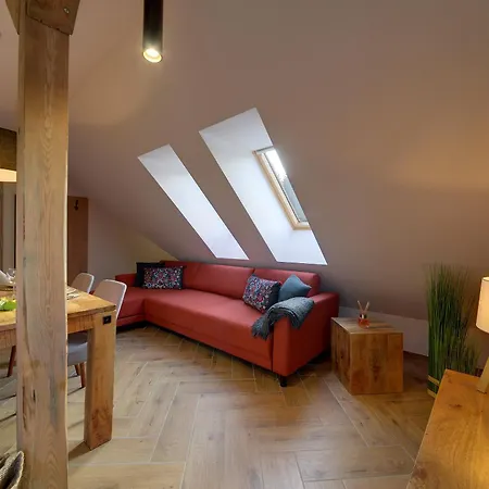 Trevilles Apartament 777 M Npm Apartment *
