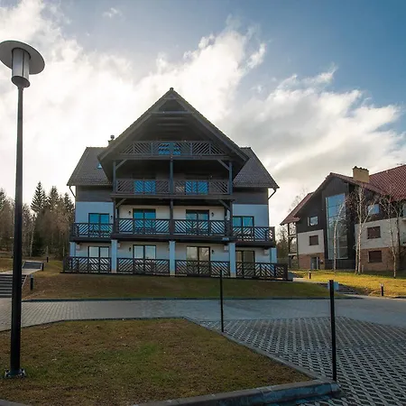 Trevilles Apartament 777 M Npm Apartment